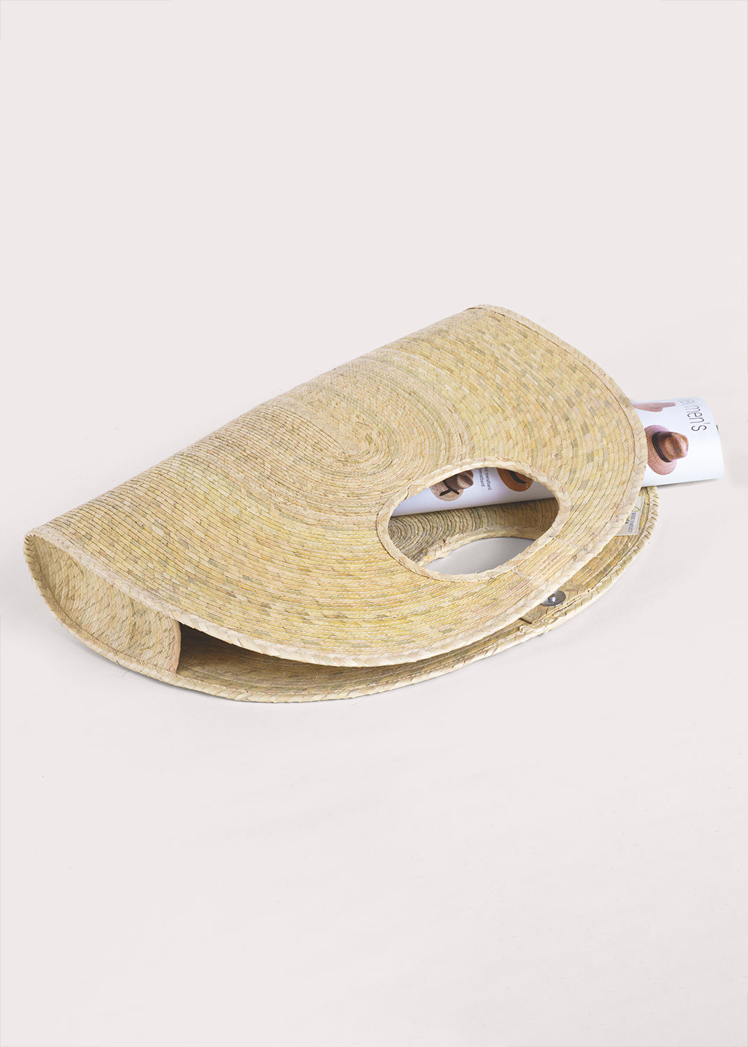 Light palm straw Concha Palm Tote, half-circle design, hand-woven natural palm fiber, inner magnet closure.